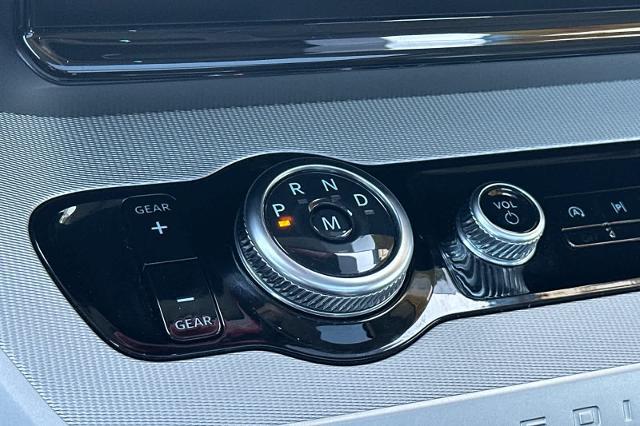 2025 Ford Expedition Active MAX