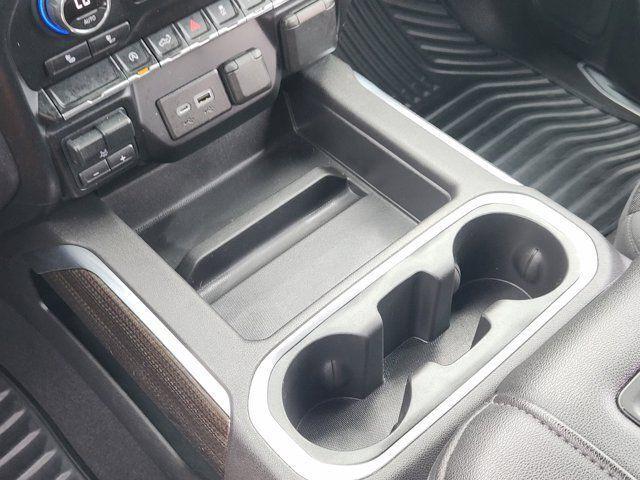 2021 Chevrolet Silverado 1500 4WD Crew Cab Short Bed RST