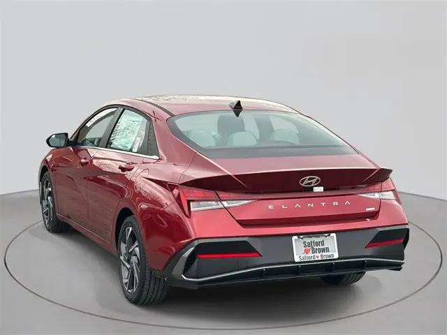2025 Hyundai Elantra Hybrid Limited