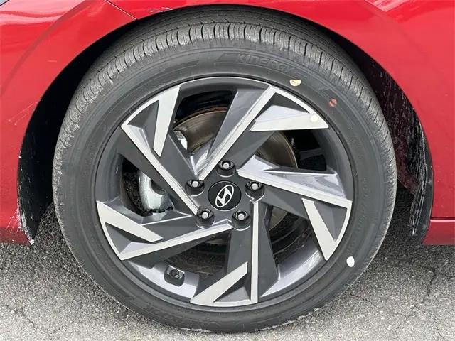 2025 Hyundai Elantra Hybrid Limited