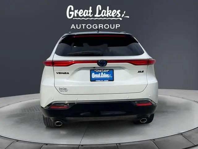 2024 Toyota Venza LE