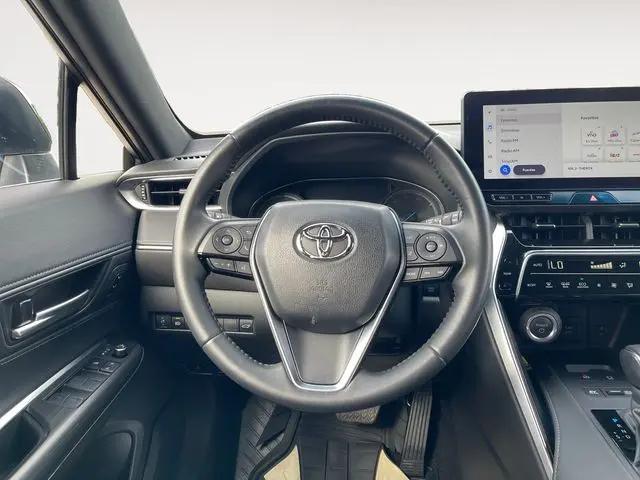 2024 Toyota Venza LE
