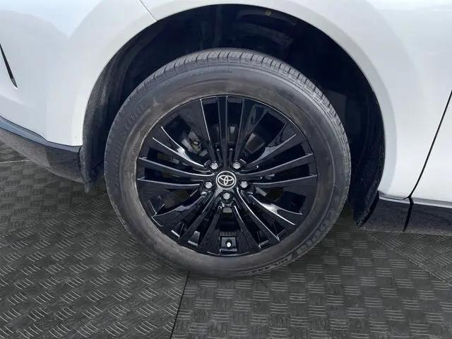 2024 Toyota Venza LE