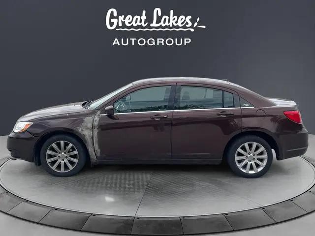 2013 Chrysler 200 Touring
