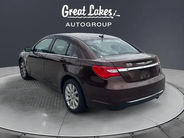 2013 Chrysler 200 Touring