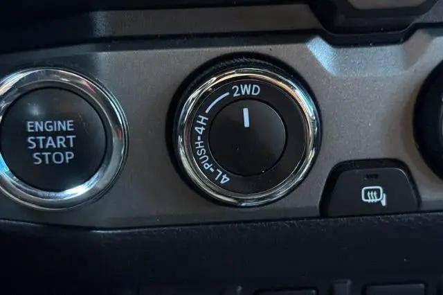 2017 Toyota Tacoma SR5 V6