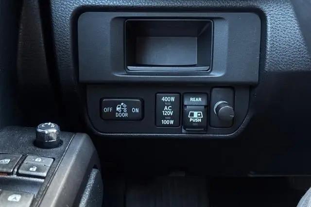 2017 Toyota Tacoma SR5 V6