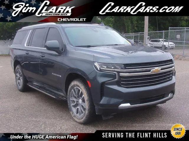 2021 Chevrolet Suburban 4WD LT for sale in Junction City, KS