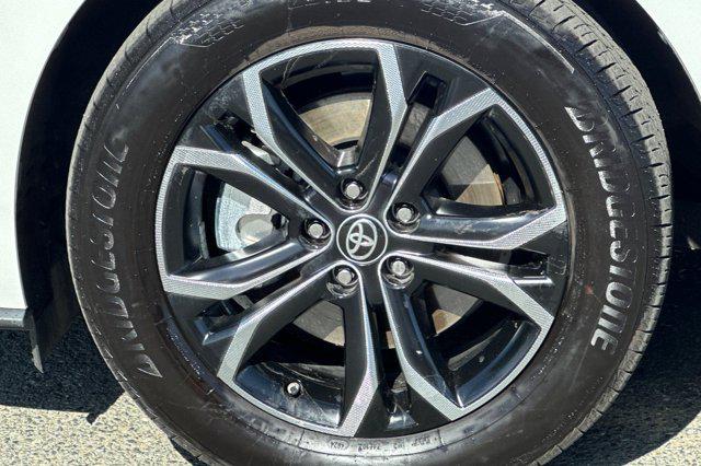 2025 Toyota Sienna Platinum