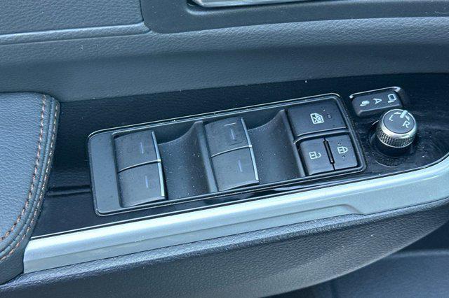 2025 Toyota Sienna Platinum