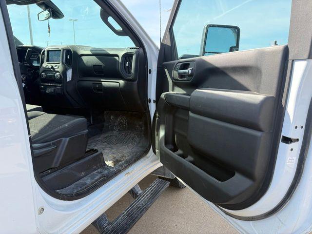 2023 GMC Sierra 3500HD 4WD Regular Cab Long Bed Pro