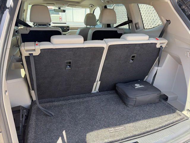 2022 Volkswagen Atlas 3.6L V6 SE w/Technology