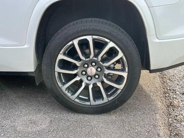 2020 GMC Acadia AWD Denali