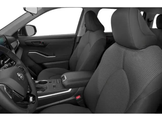 2022 Toyota Highlander Hybrid Platinum