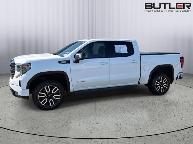 2022 GMC Sierra 1500 4WD Crew Cab Short Box AT4