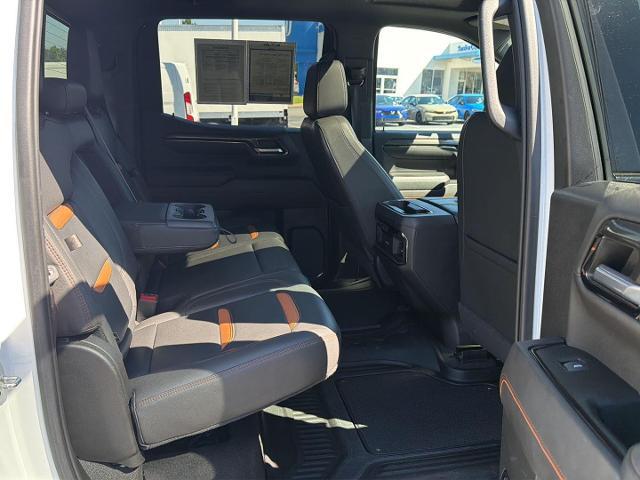 2022 GMC Sierra 1500 4WD Crew Cab Short Box AT4