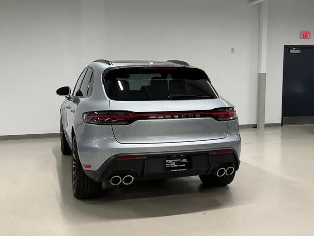 2026 Porsche Macan Macan