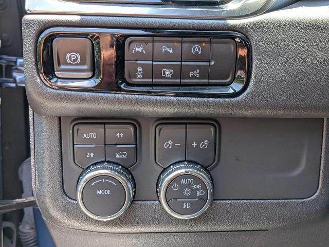 2025 GMC Yukon 4WD Denali