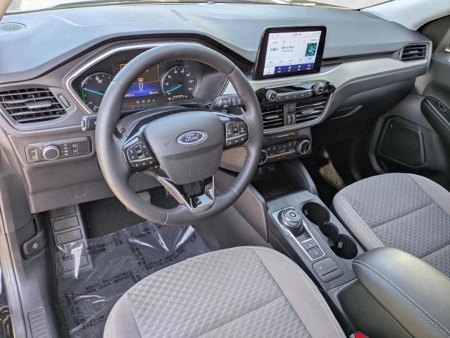 2022 Ford Escape SE Hybrid