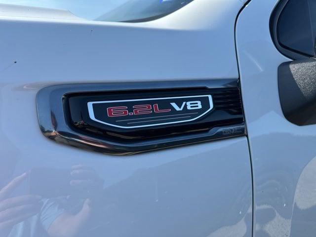 2024 GMC Sierra 1500 4WD Crew Cab Short Box AT4