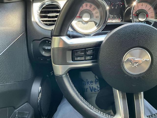 2012 Ford Mustang V6 Premium
