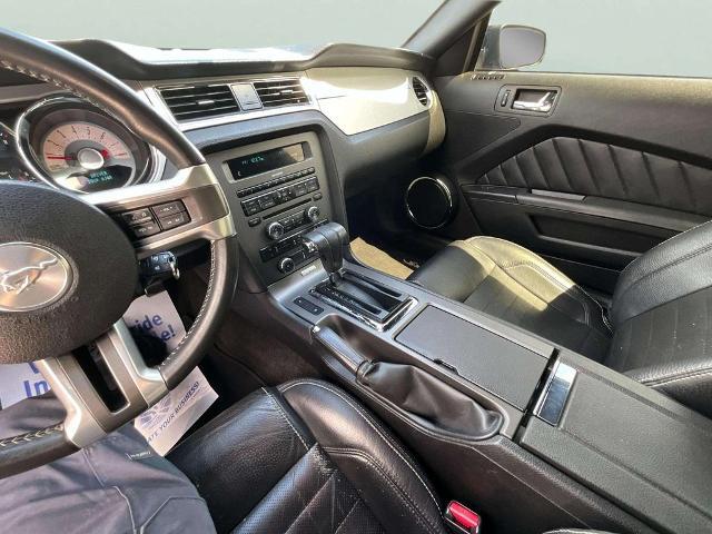 2012 Ford Mustang V6 Premium