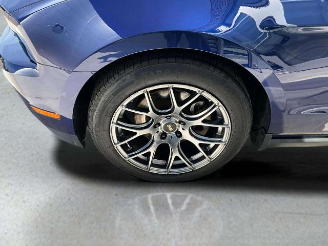 2012 Ford Mustang V6 Premium