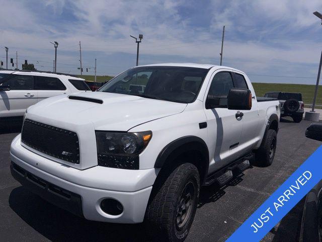 2007 Toyota Tundra SR5 5.7L V8 for sale in Lawrenceburg, IN
