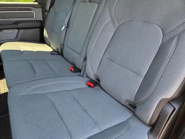 2023 Ram 1500 Big Horn Crew Cab 4x4 5'7" Box