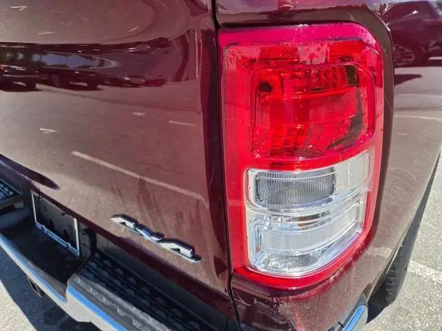 2023 Ram 1500 Big Horn Crew Cab 4x4 5'7" Box