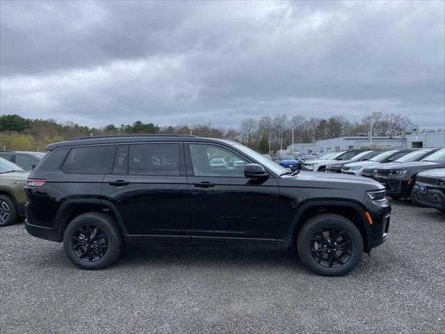 2026 Jeep Grand Cherokee GRAND CHEROKEE L LAREDO ALTITUDE 4X4