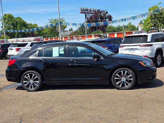 2012 Chrysler 200 Touring