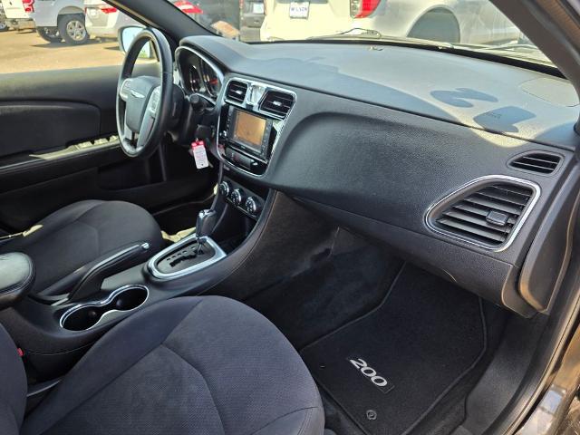 2012 Chrysler 200 Touring