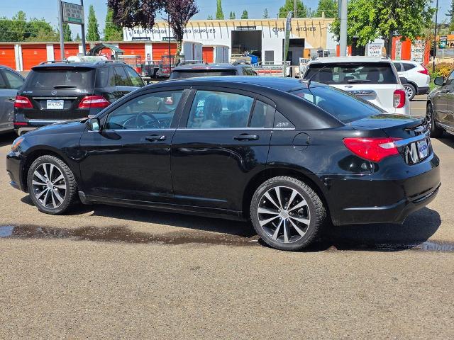 2012 Chrysler 200 Touring