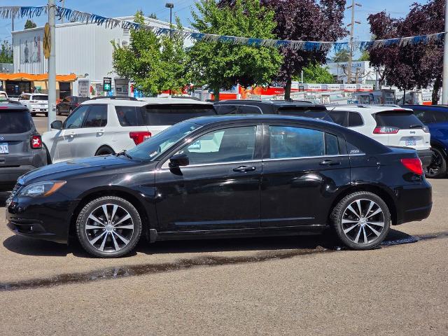 2012 Chrysler 200 Touring
