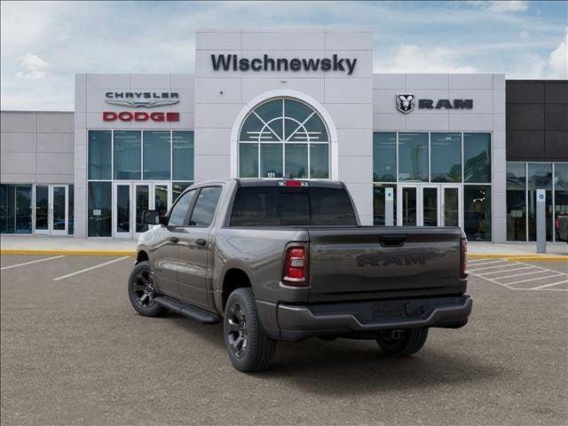 2026 RAM 1500 RAM 1500 EXPRESS CREW CAB 4X4 57 BOX