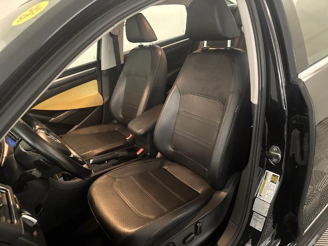 2017 Volkswagen Passat 1.8T R-Line