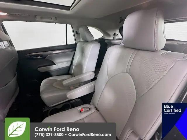 2023 Toyota Highlander Platinum