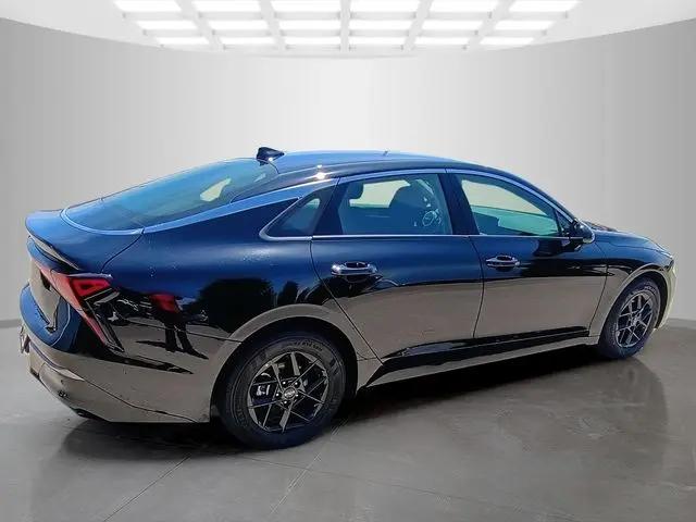 2026 Kia K5 LXS FWD
