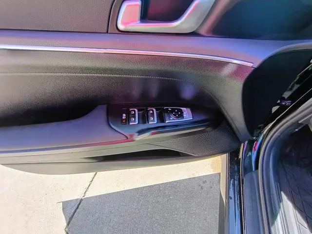 2026 Kia K5 LXS FWD