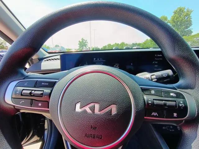 2026 Kia K5 LXS FWD