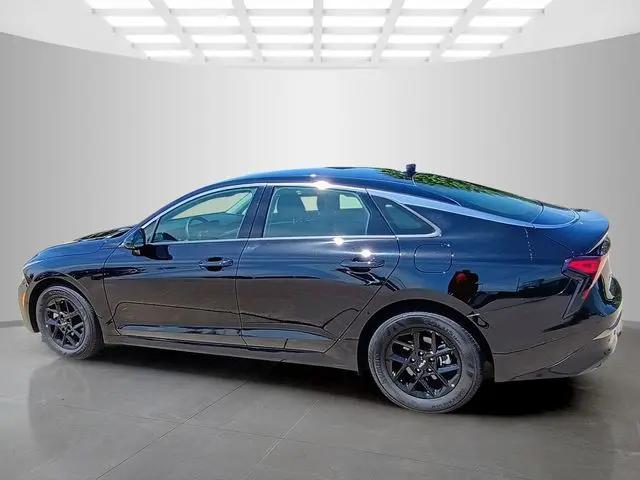 2026 Kia K5 LXS FWD