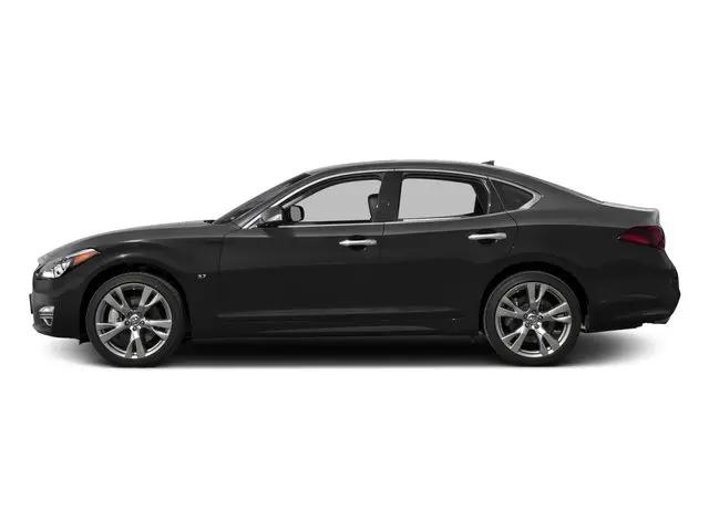 2017 INFINITI Q70 3.7X