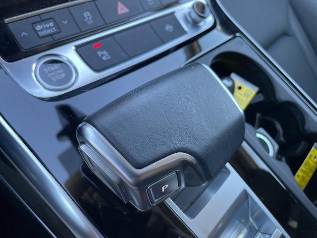 2024 Audi Q7 Premium Plus 45 TFSI quattro Tiptronic