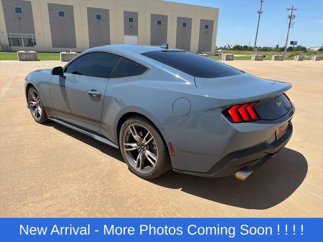 2025 Ford Mustang EcoBoost Fastback