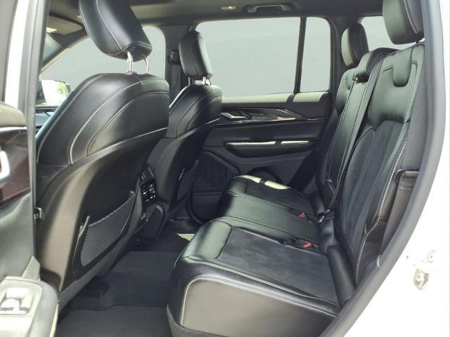 2023 Jeep Grand Cherokee Altitude 4x4