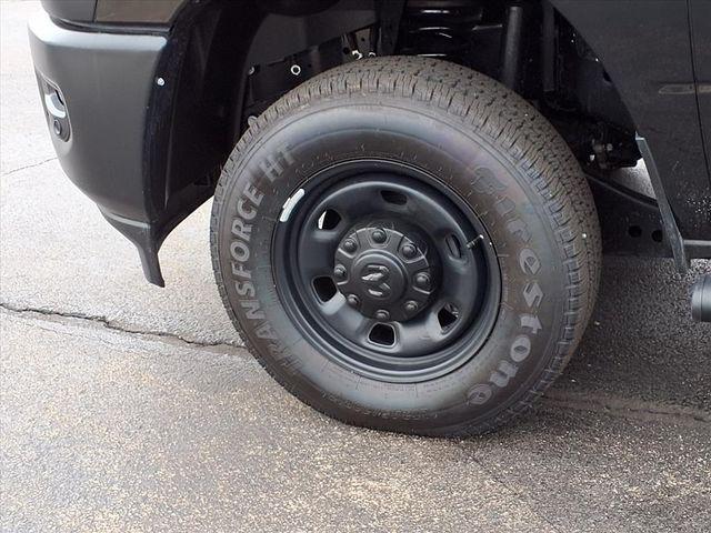 2025 Ram 2500 Tradesman Crew Cab 4x4 8' Box