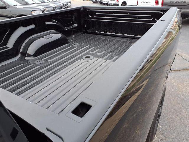 2025 Ram 2500 Tradesman Crew Cab 4x4 8' Box