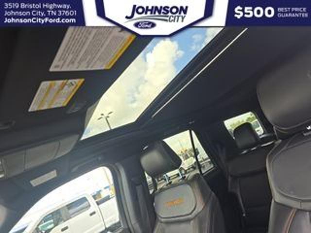 2025 Ford Expedition Tremor