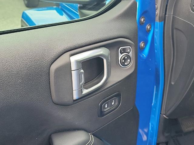 2023 Jeep Wrangler 4-Door Sahara 4x4